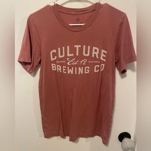 🎅🏼5/$10 GUC Culture Brewing T-Shirt